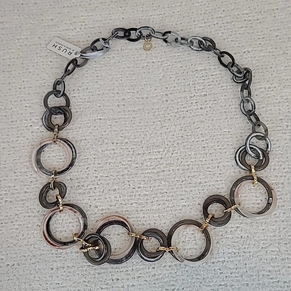 Rush by Denis & Charles Boho Chunky Circle Marbled Link Statement Necklace - NWT